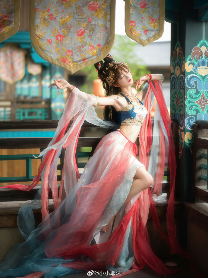 黑暗骑士 封面